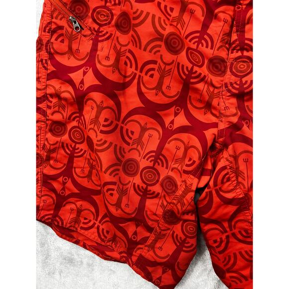Patagonia Men’s Wavefarer Red Printed Beach Board Shorts Size 32 - Picture 4 of 9